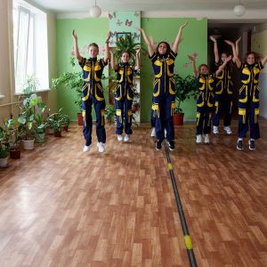 Ukrainian front-line school system goes underground to protect against bombs and radiation